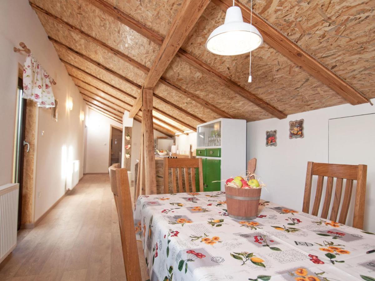Apartment Tre Rose By Interhome